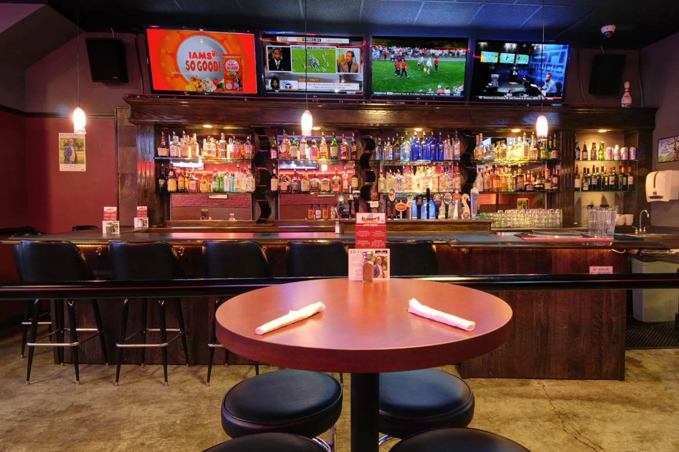 Bad Albert's Tap & Grill, business photo 3