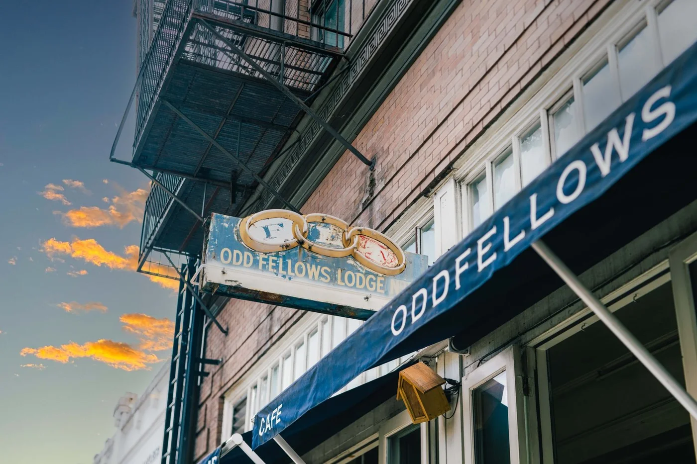 Oddfellows Café, Cafe